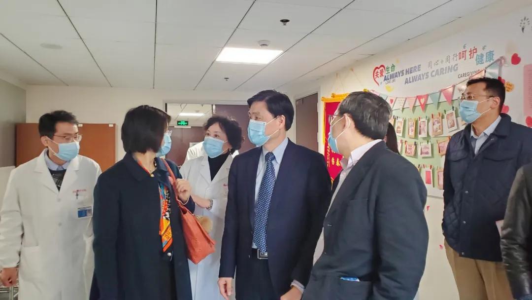 复旦大学附属华山医院领导莅临上海新起点康复医院进行调研