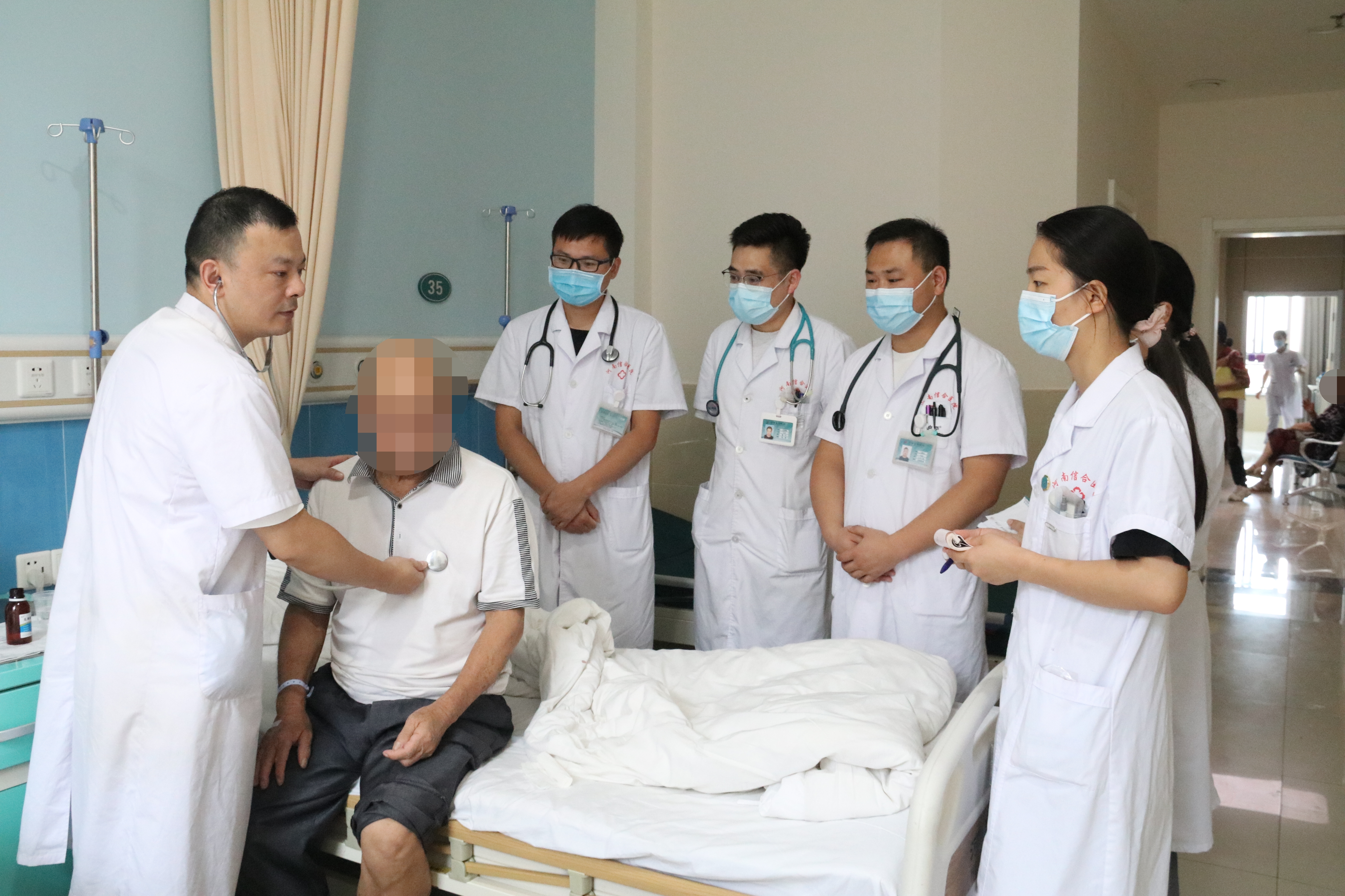 河南信合医院成功开展固始县首例远端桡动脉穿刺术