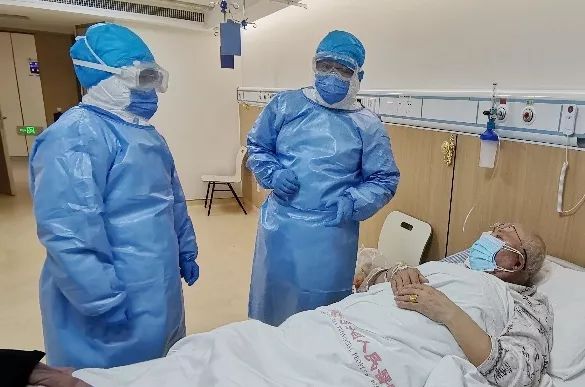 河南省人医隔离病房医生讲述：我们是这样战胜病毒的