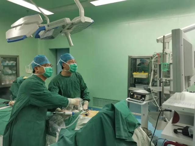 「镜」善尽美，蓟州区人民医院普外科成功开展腔镜甲状腺手术！
