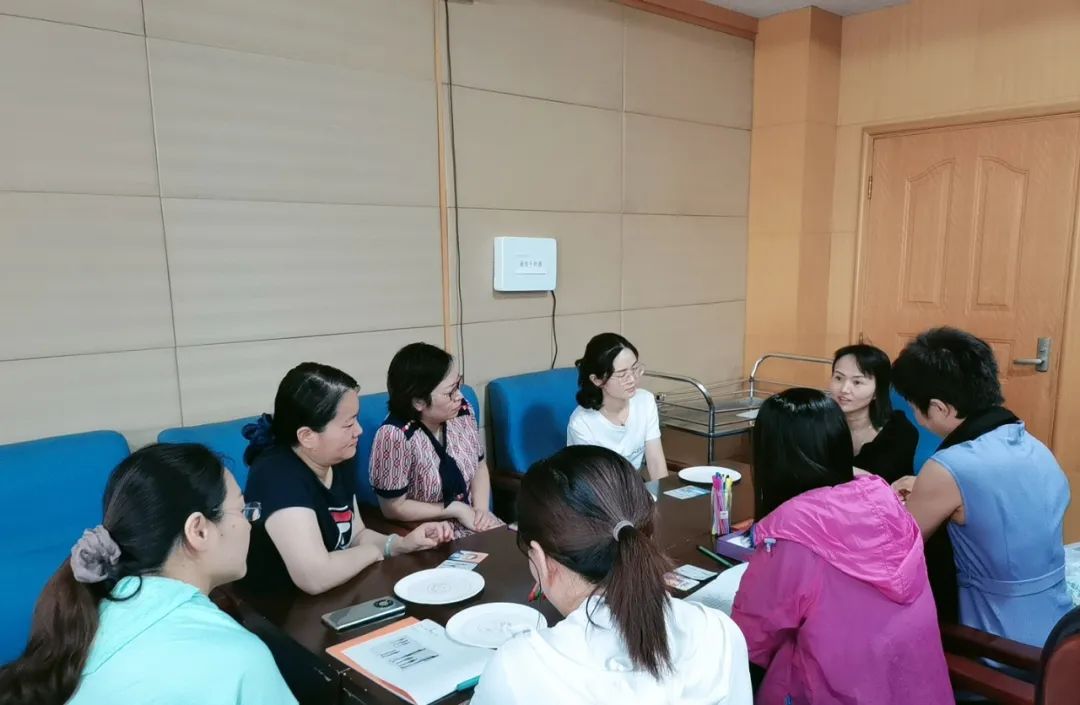 上海第二军医大学附属东方肝胆外科医院：医院组织开展 OH 卡团体心理辅导工作坊