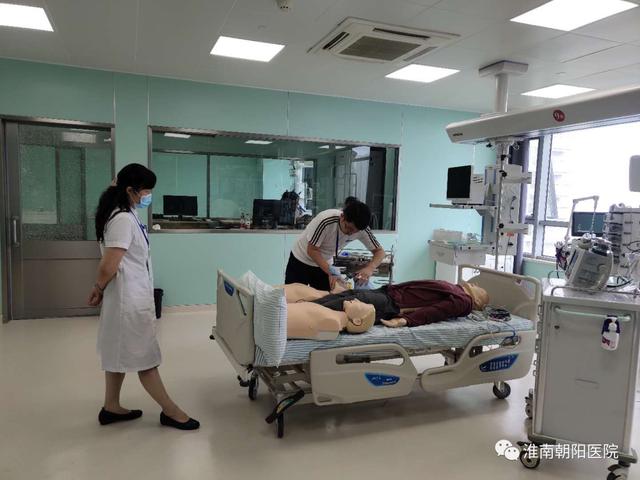 淮南朝阳医院 8 名一线医护人员取得高级心脏生命支持（ACLS）和基础生命支持（BLS）证书