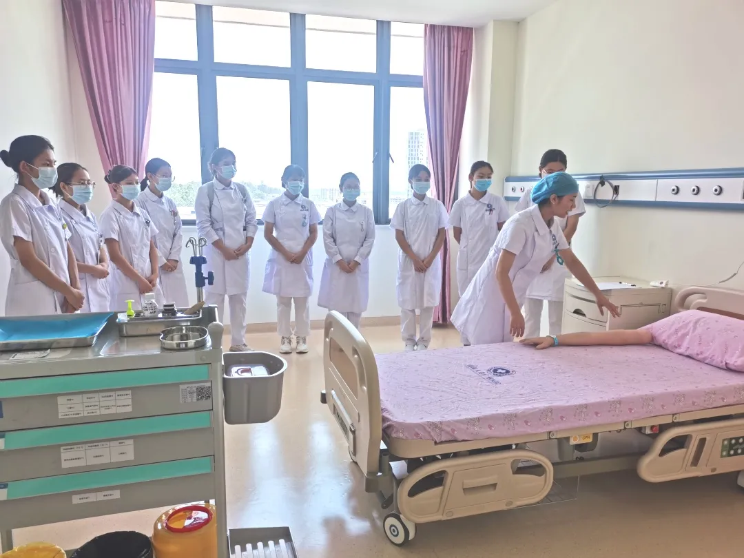 前海人寿广州总医院圆满完成第四期新护士岗前培训