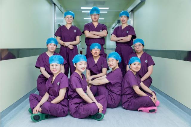 「疫」时熠语|风雨拓荒路 情深不语人