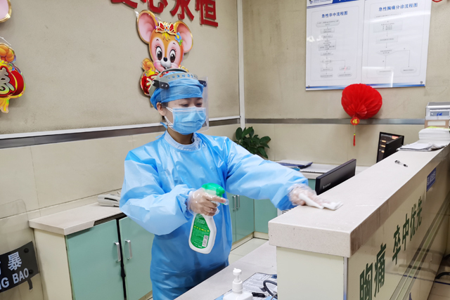 航空总医院急诊医护人员：守好急诊阵地，保护好自己和家人健康