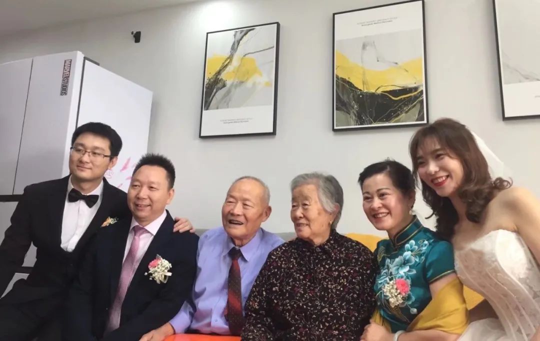 致敬医师节│热爱可抵岁月漫长，你好，我们是医二代