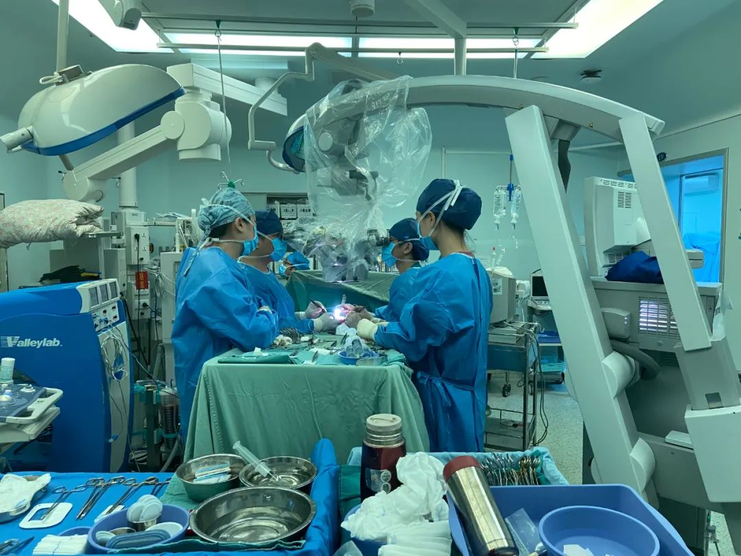 广西医科大学第一附属医院完成至今为止供体最小的移植手术