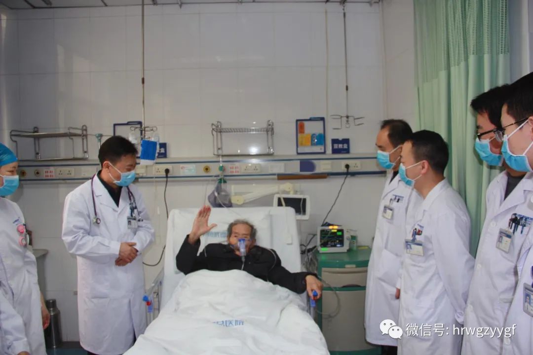 华润武钢总医院普外科团队成功实施左半肝切除+全胃癌根治术+食管空肠吻合术