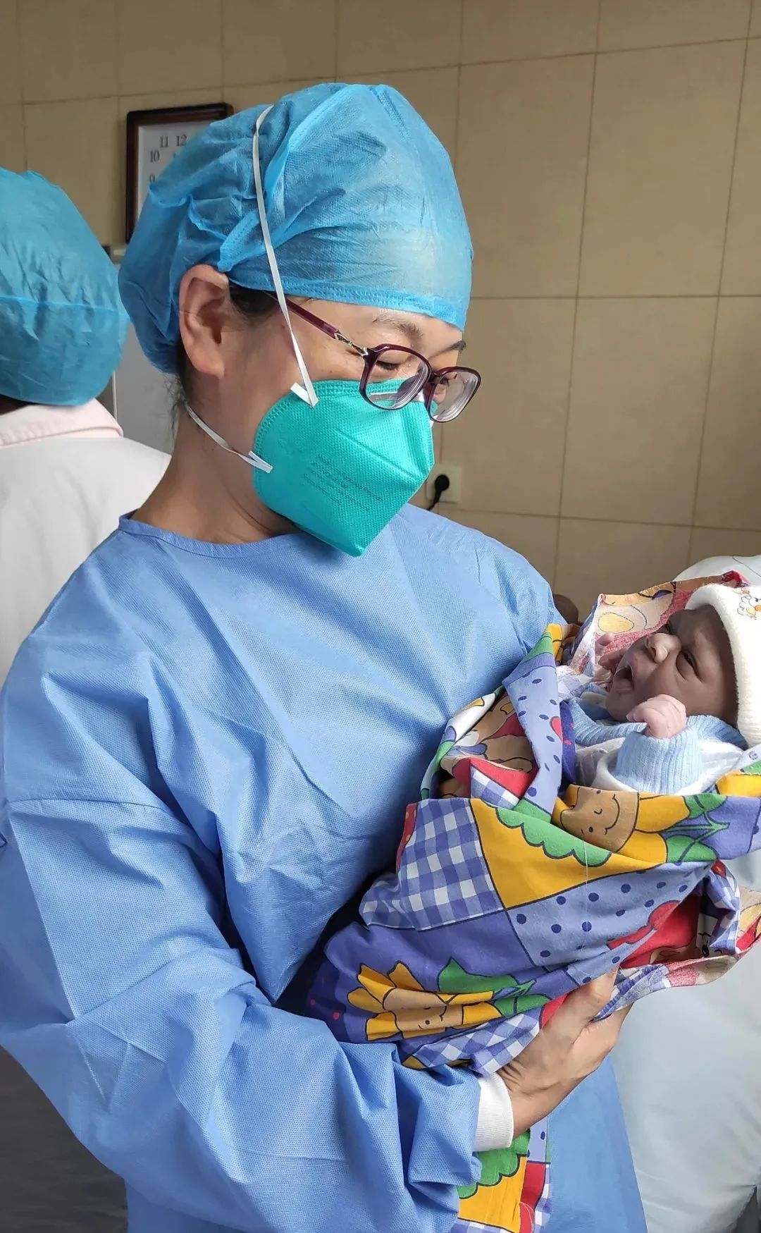 天津市蓟州区人民医院产科医生高雅波践行初心援助刚果（布）