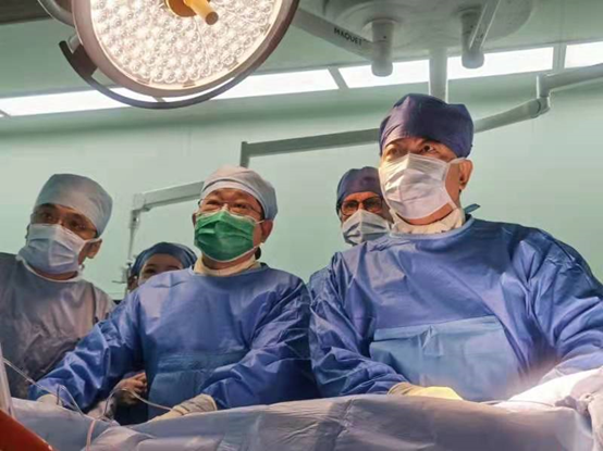 院士执刀，上海首例 SAPIEN 3 经导管主动脉瓣膜在上海德达医院成功植入