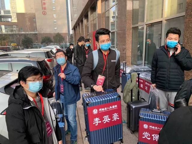 34 名患者出舱！河南省人民医院医疗队这样消除患者忧虑