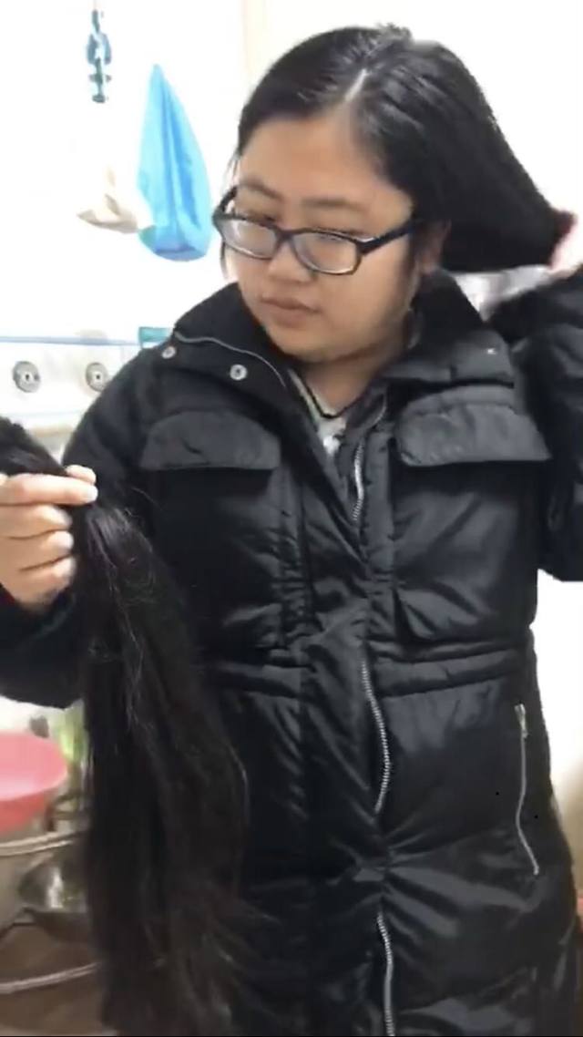 鹰潭市人民医院隔离病房里的青春战歌