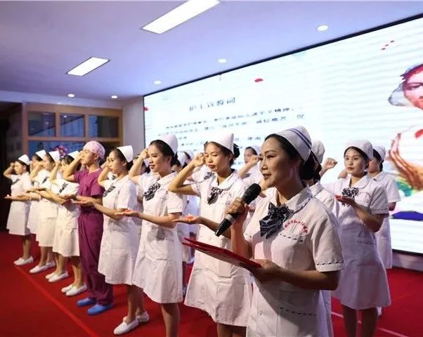 柳州市红十字会医院：最美的鲜花，送给最美的「TA」
