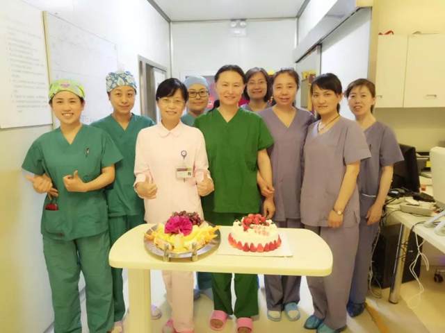 中国医师节，致敬中国医生，值得尊重！