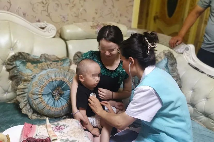 喀什地区第一人民医院组成南丁格尔志愿者服务队出院随访