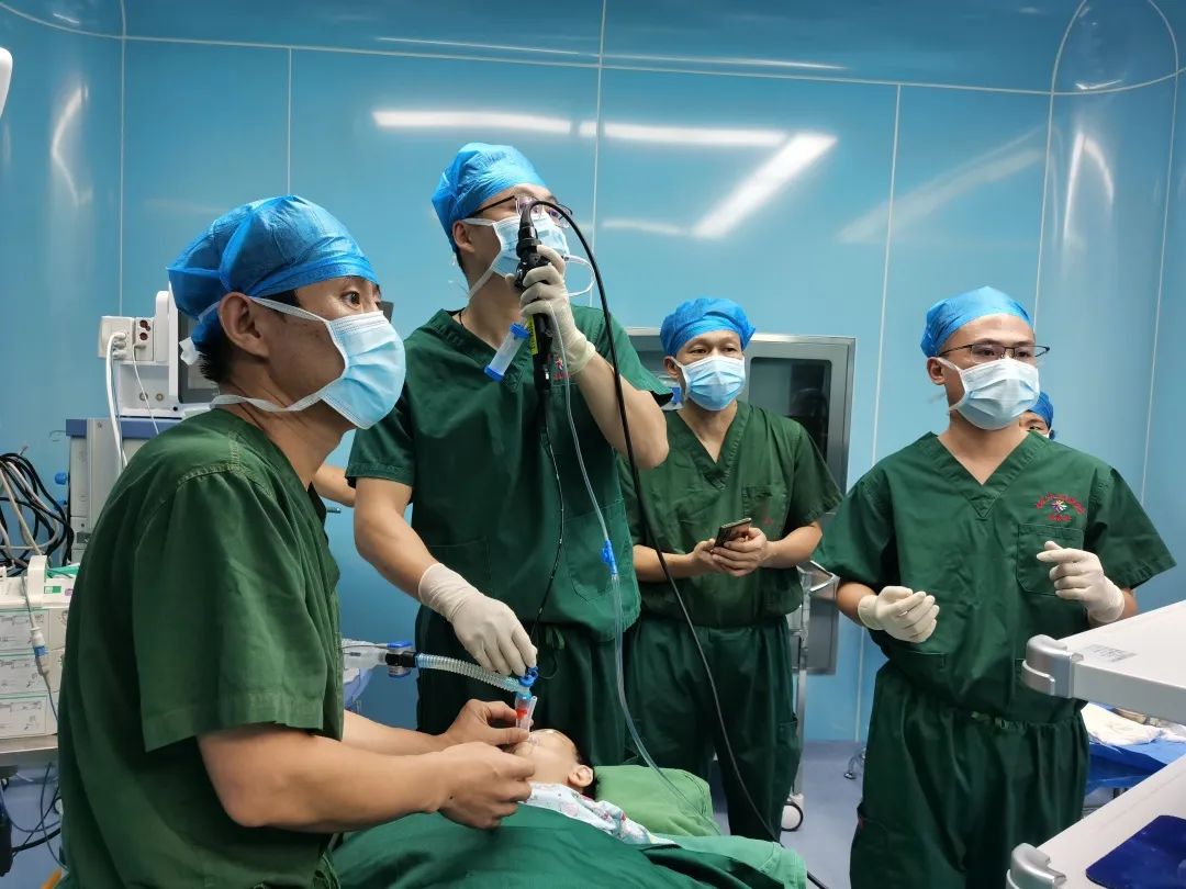 一颗瓜子险要小儿命！韶妇幼紧急救援化险为夷