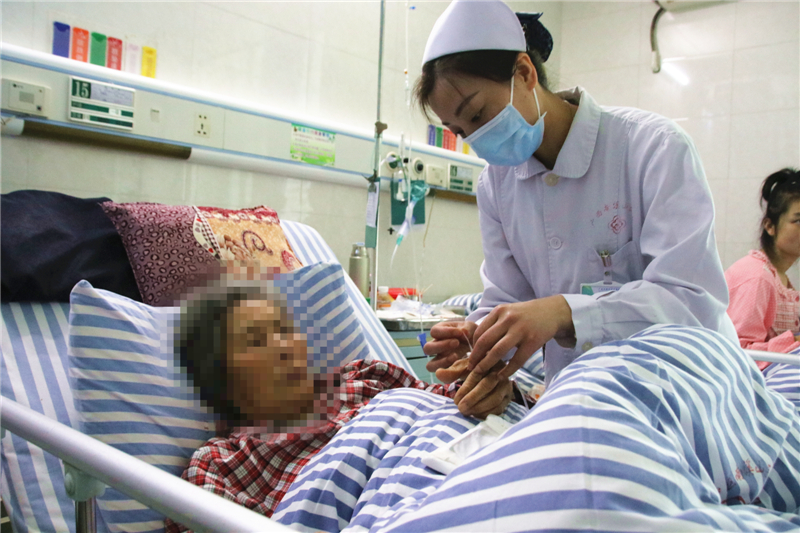 主动脉夹层患者情况危急  广西壮族自治区医院数天成功挽救