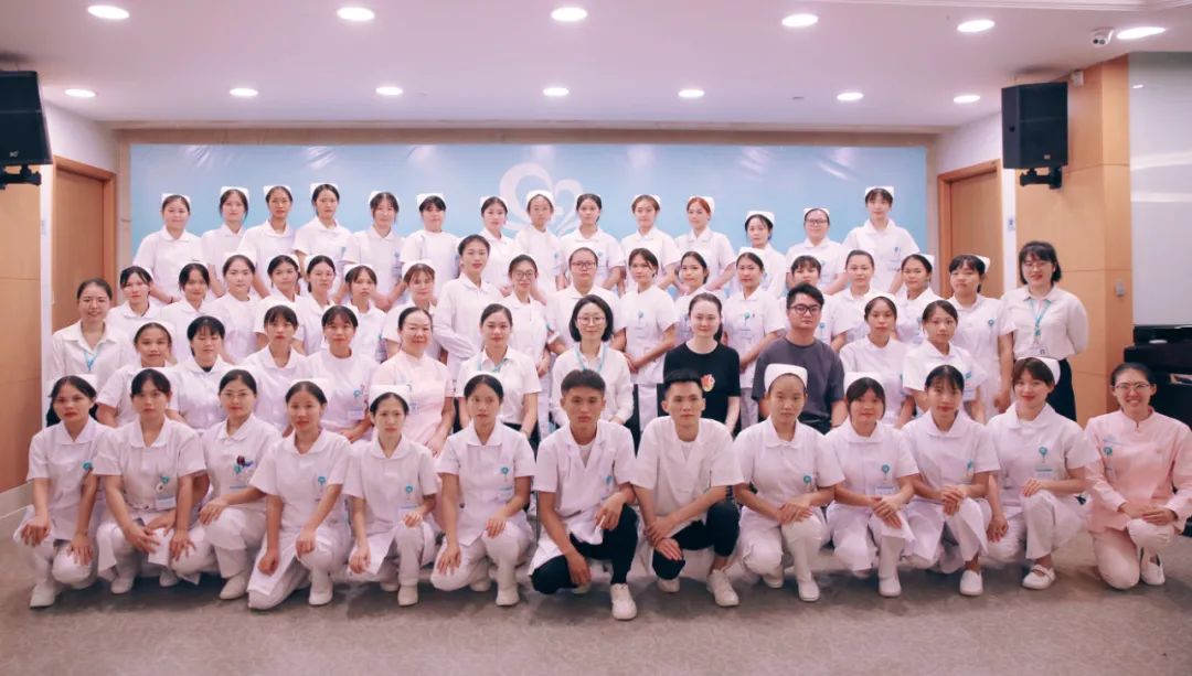 50名护理助产专业大学生到海南现代妇女儿童医院实习
