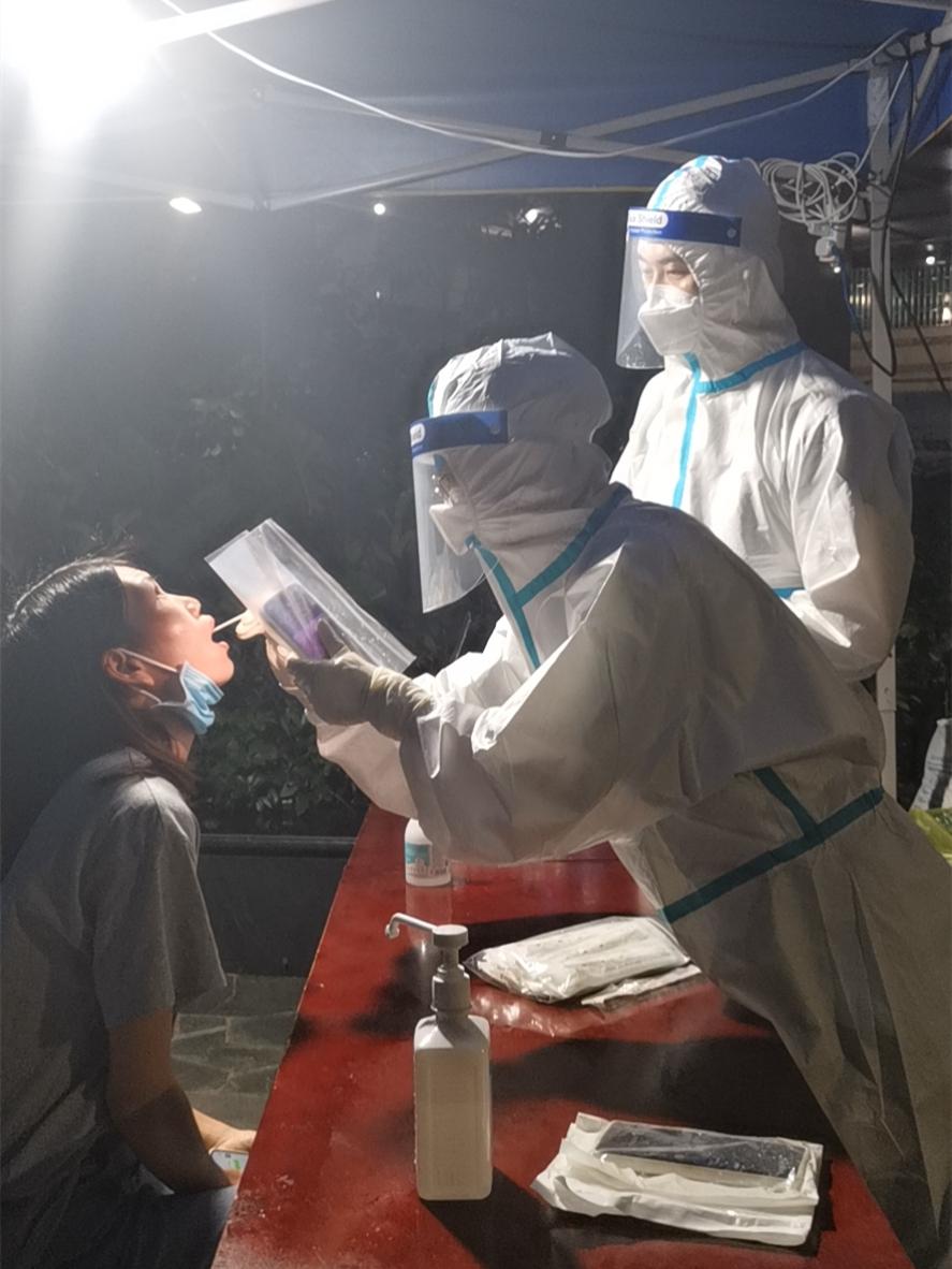 微笑有力量:快看深圳市中医肛肠医院这些奋战采样一线的最美笑容