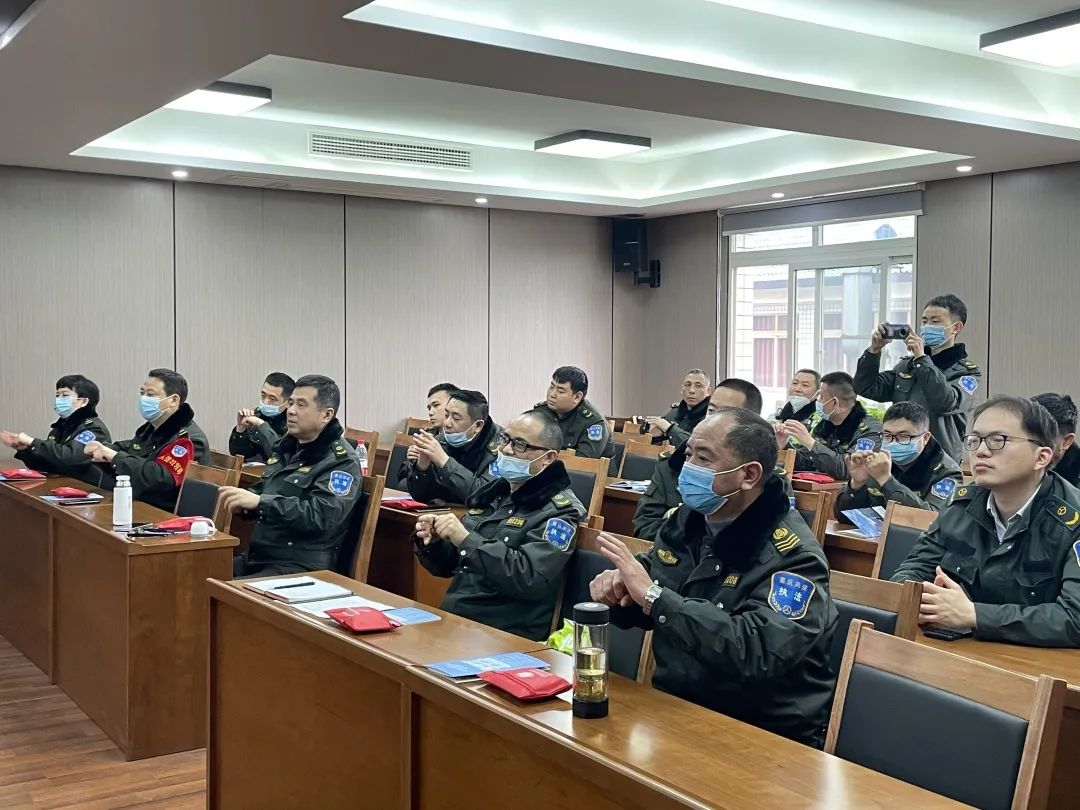 春运将至，重庆北部宽仁医院急诊科为重庆交通执法总队开展防护培训