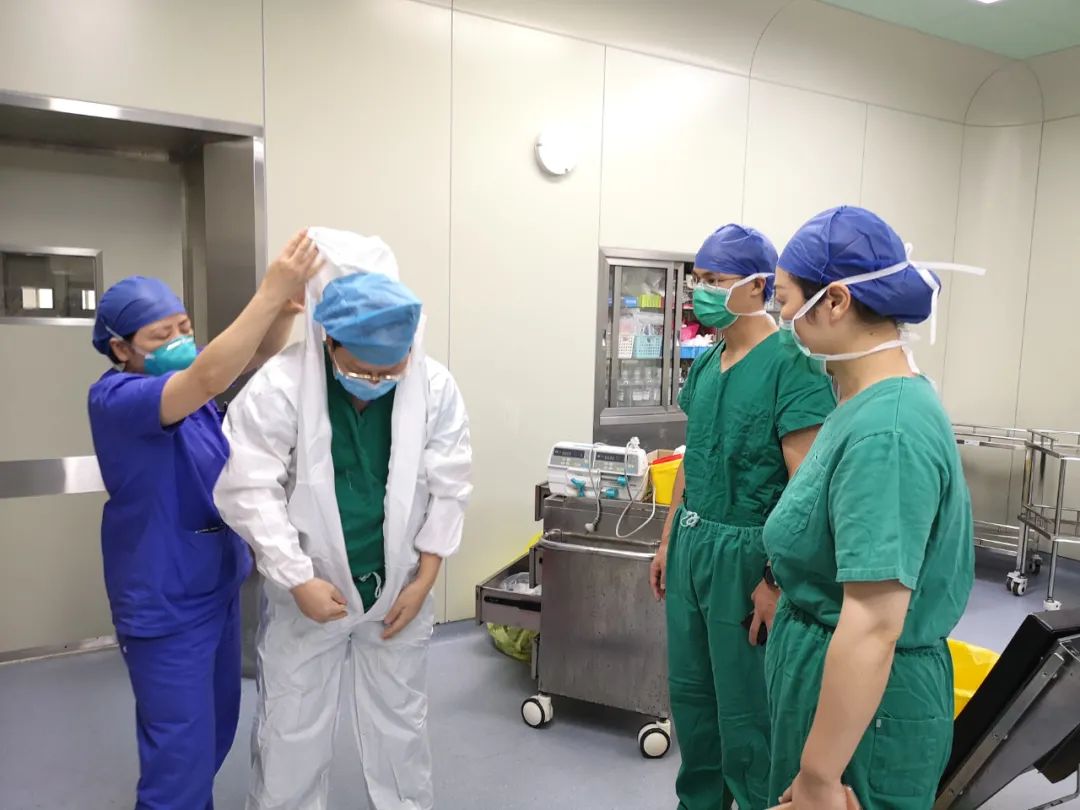 一疫情风险地区患儿睾丸扭转，江西省儿童医院勇担当为其实施手术