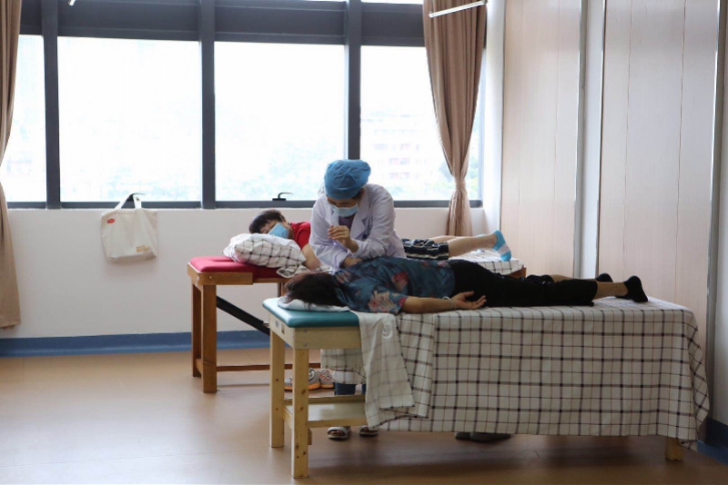 探访广州首家老年病康复医院 24h 不间断提供服务