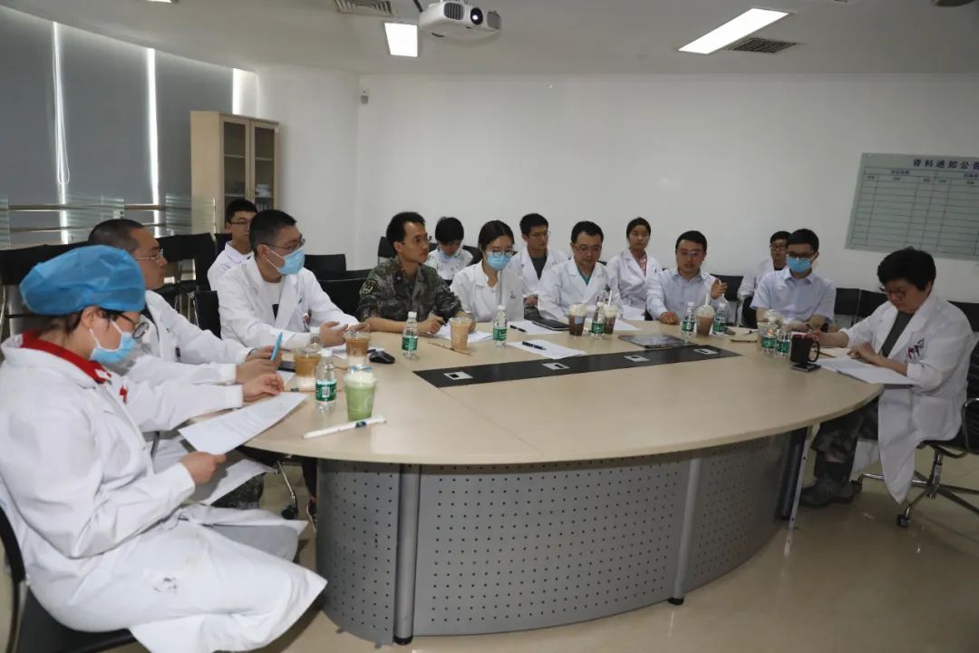 重庆西南医院肾科成功实施 ABO 血型不相容亲属活体肾移植术