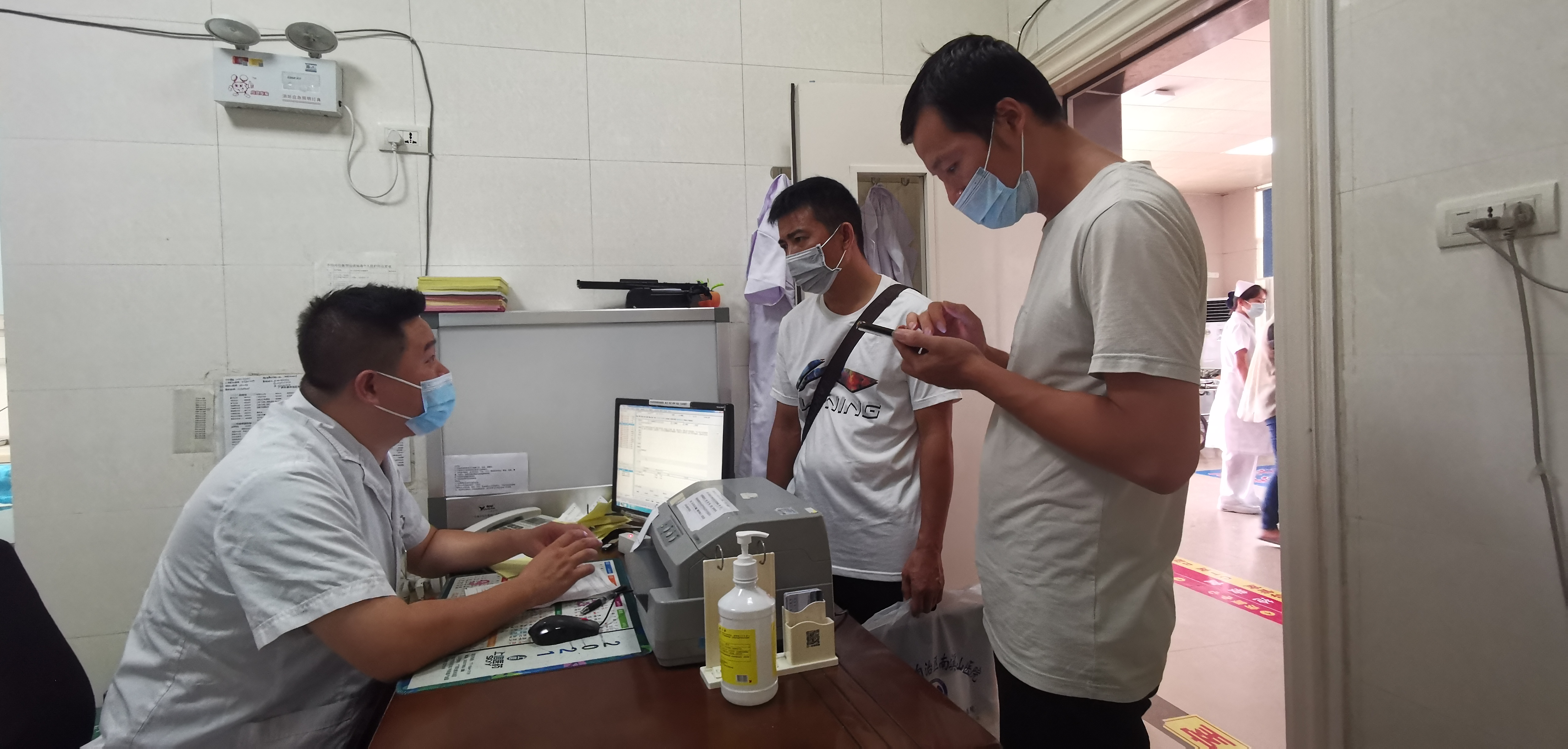 急诊科医生王松：一场难以忘怀的「生命接力」战斗