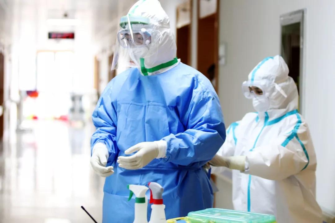 战疫中的女「保尔」，看 90 后如何解读《钢铁是怎样炼成的》？