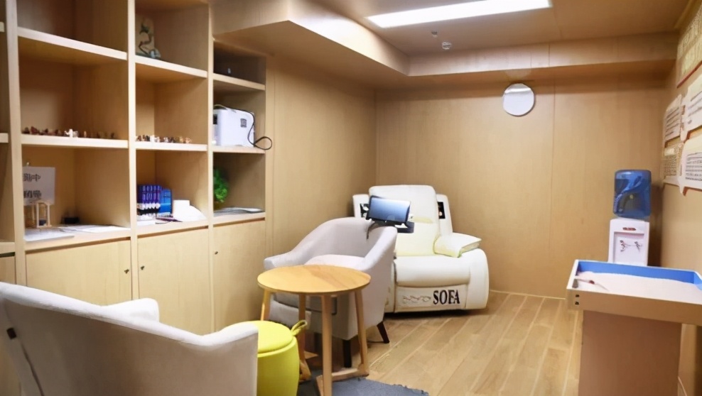 罗湖医院集团渔邨社康升级改造新面貌,成为健康服务区