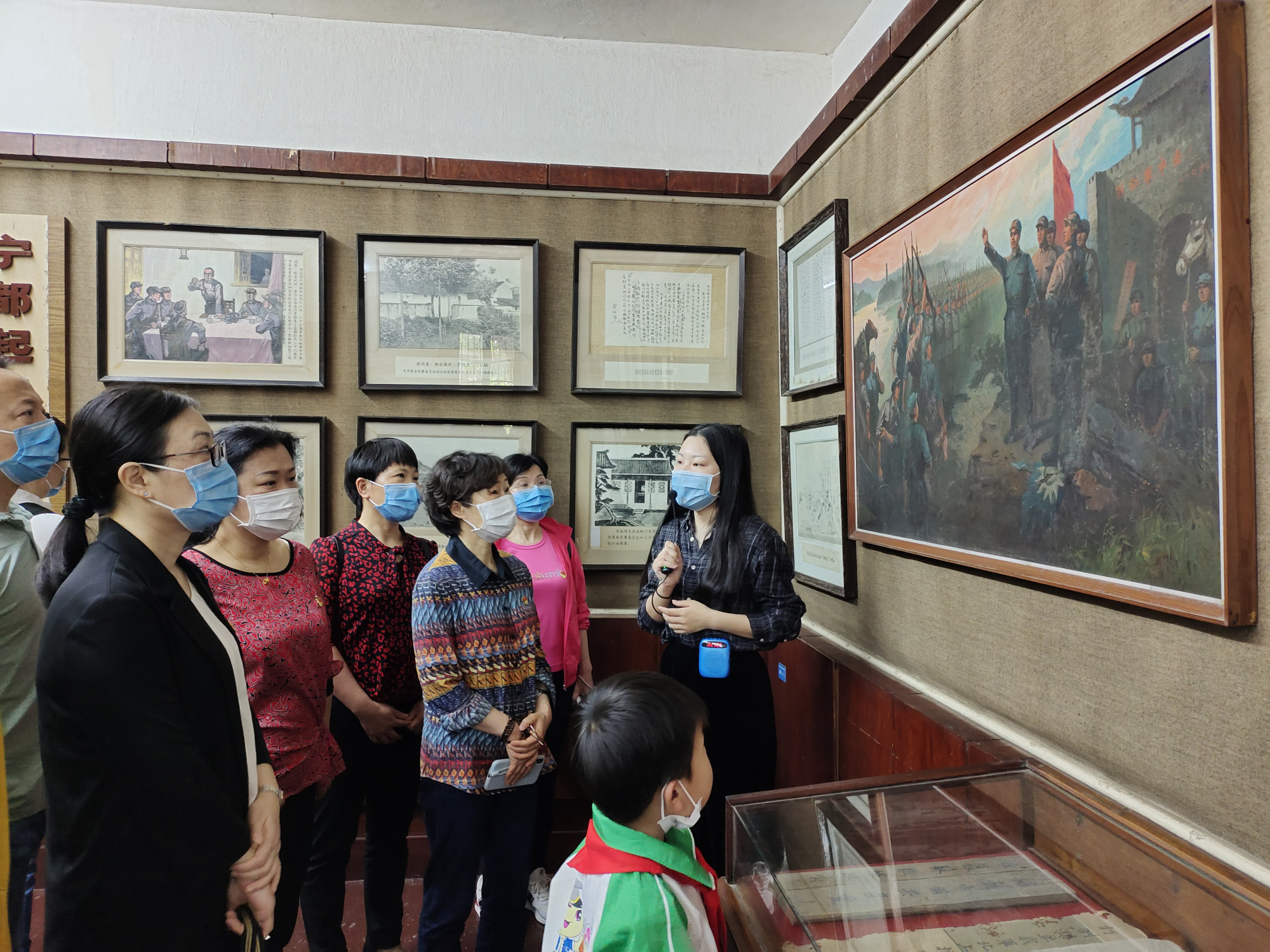 江西省儿童医院联合宁都县妇幼保健院开展红色教育活动