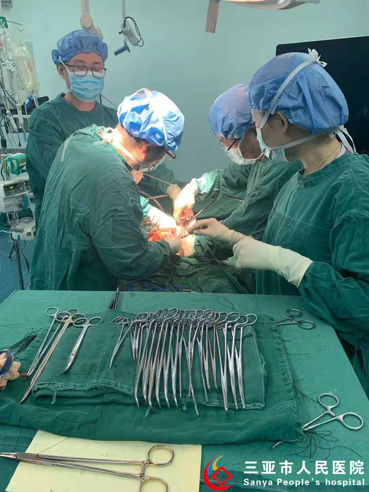 该出手时就出手！三亚市人民医院肝胆外科成功完成一例胰十二指肠切除术