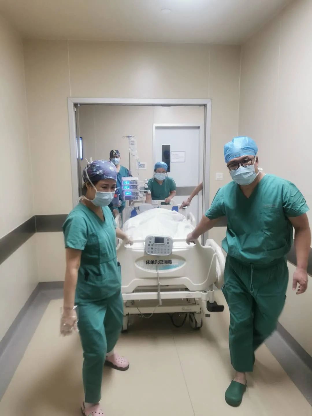 合肥京东方医院心脏大血管外科成功开展首例微创冠脉搭桥