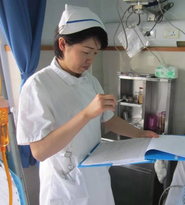 杨浦区中心医院援鄂医疗队得到患者的肯定认可