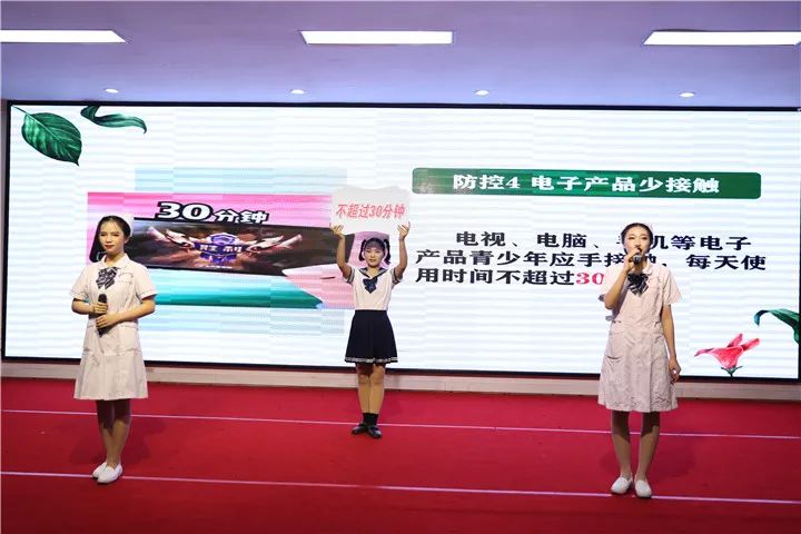 柳州市红十字会医院：最美的鲜花，送给最美的「TA」