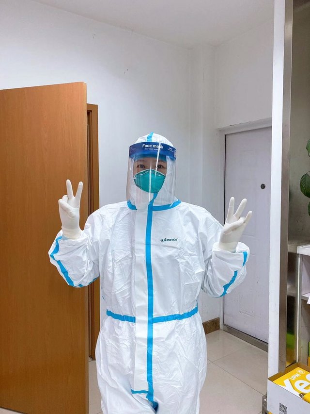 武汉市汉口医院：既然穿上了白大卦 就不会丢下病人当逃兵
