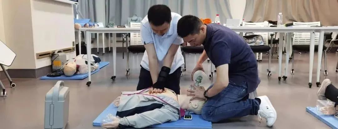 上海东方肝胆外科医院成功举办首期基础生命支持(BLS)学员及导师课程班 - 医院汇 - 丁香园