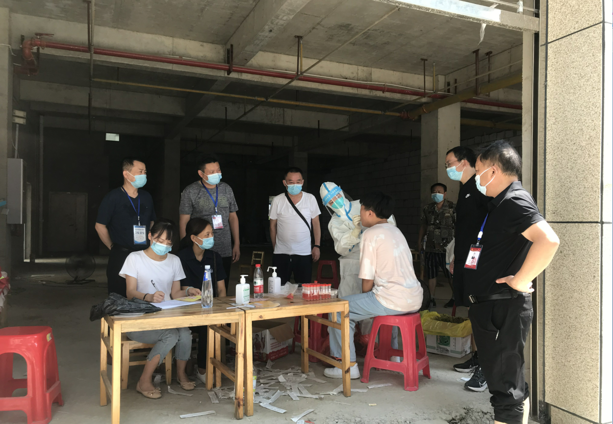 坚守只为万家安康——记麻城市人民医院护理团队抗疫掠影