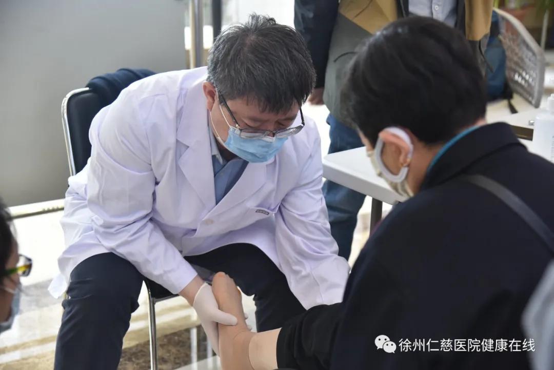 徐州仁慈医院成功举办全国足踝专家大义诊