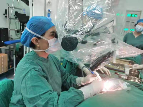 关爱听障患者 耳鼻喉一直在行动