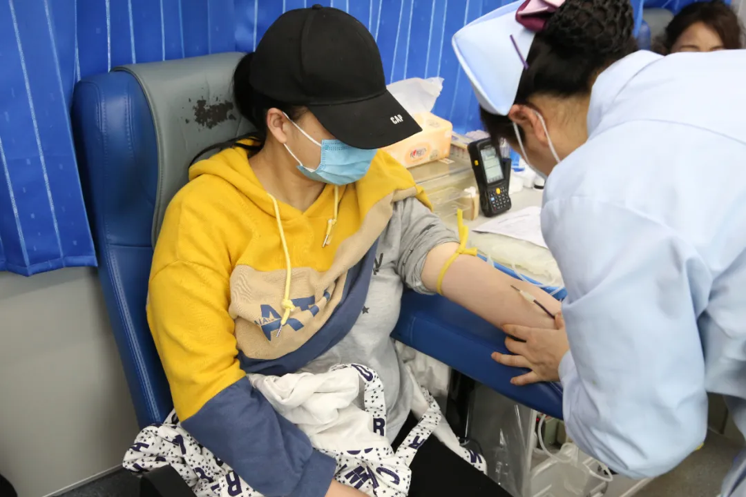 常德市第四人民医院开展无偿献血活动