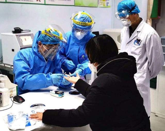 中国研究型医院学会血栓与止血专委会—众志成城、抗疫赈灾
