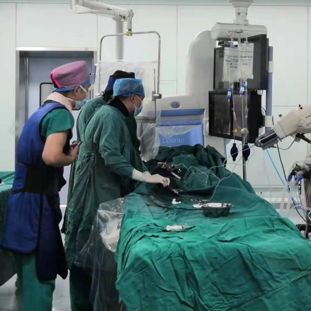 高精尖技术丨前海人寿广州总医院神经内科介入成功治疗罕见的双侧颈内动脉闭塞患者