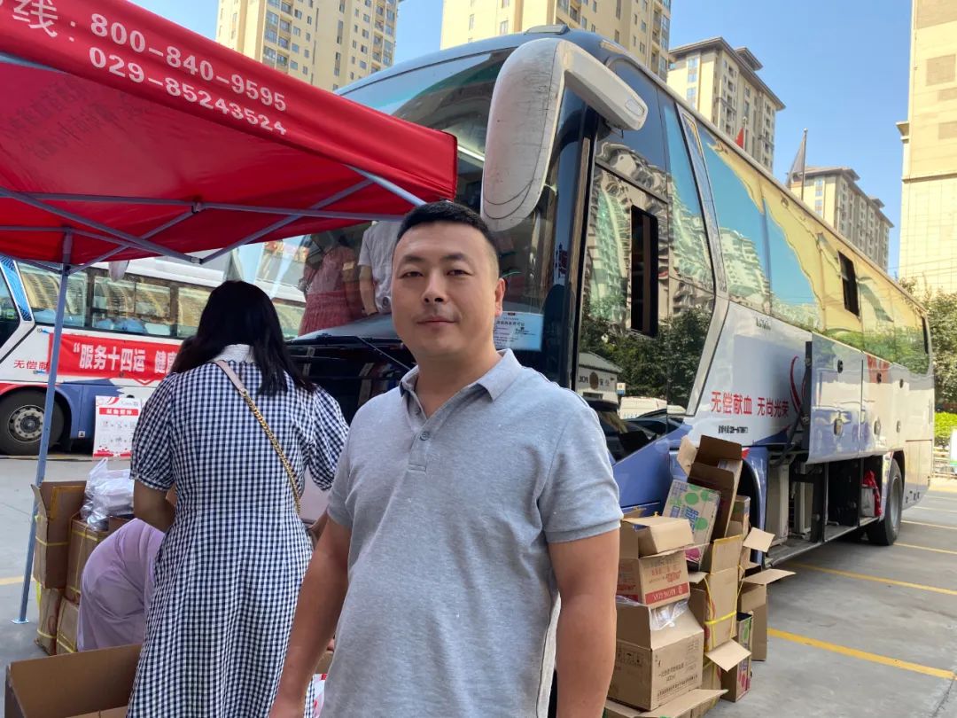 西安大兴医院组织「服务十四运 健康我的城」无偿献血活动