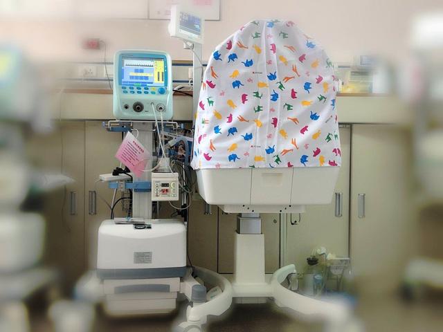 28 周早产儿身患 19 种疾病  新生儿科用爱织就「生命之网」