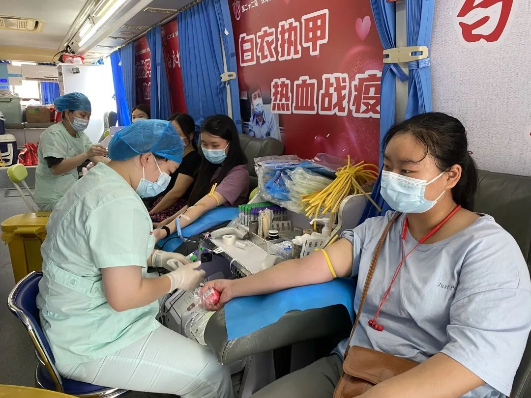 珠海市慢性病防治中心献礼建党百年：青春正当时，热血传爱心