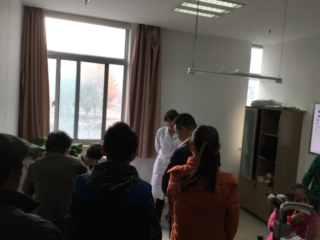 寒假里，杭州朝聚眼科医院让孩子改「斜」归正