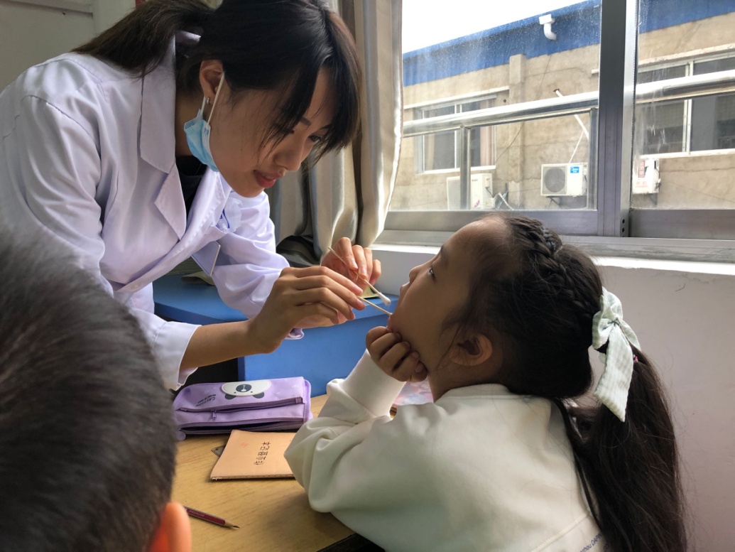 关爱儿童口腔健康  自治区南溪山医院开展适龄儿童窝沟封闭项目