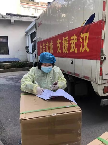 北京爱康集团：为保障抗击疫情急救物资供应，这帮娘子军拼了