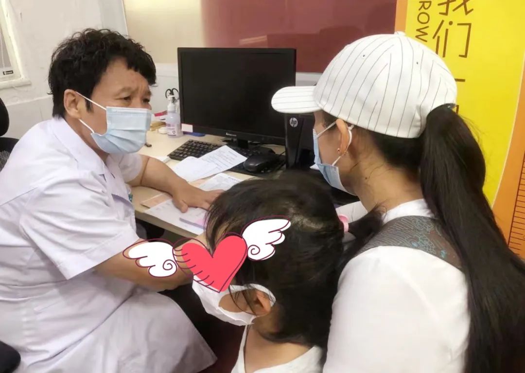 深圳市妇幼保健院生殖免疫综合科联合多学科专家团队举办大型义诊活动
